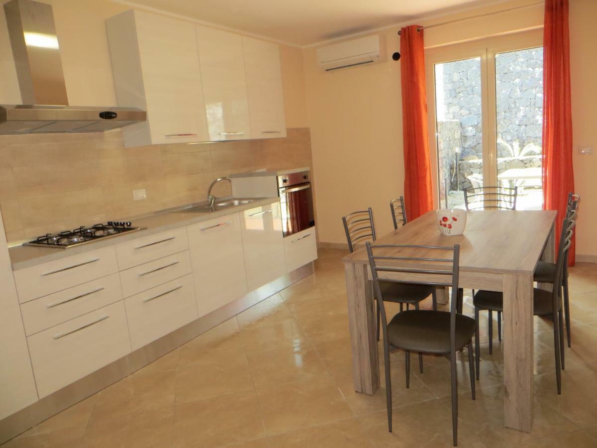 Villa Leonardi Zafferana Etnea Kültér fotó